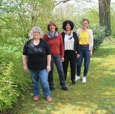 von l. nach r.: Ute Schwarz, Barbara Teuffel, Tanja Gabel, Brigitte Bährle